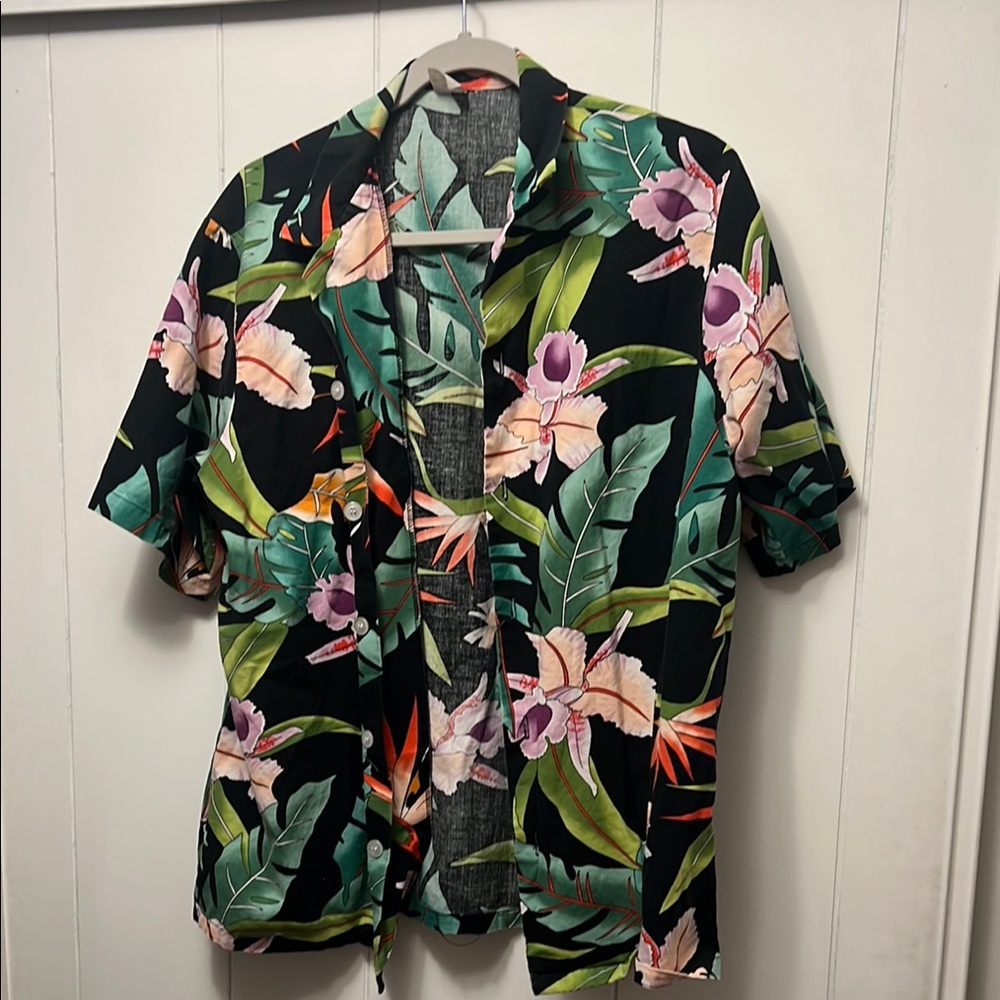 Angelica large Tropical Floral Short Sleeve Shirt